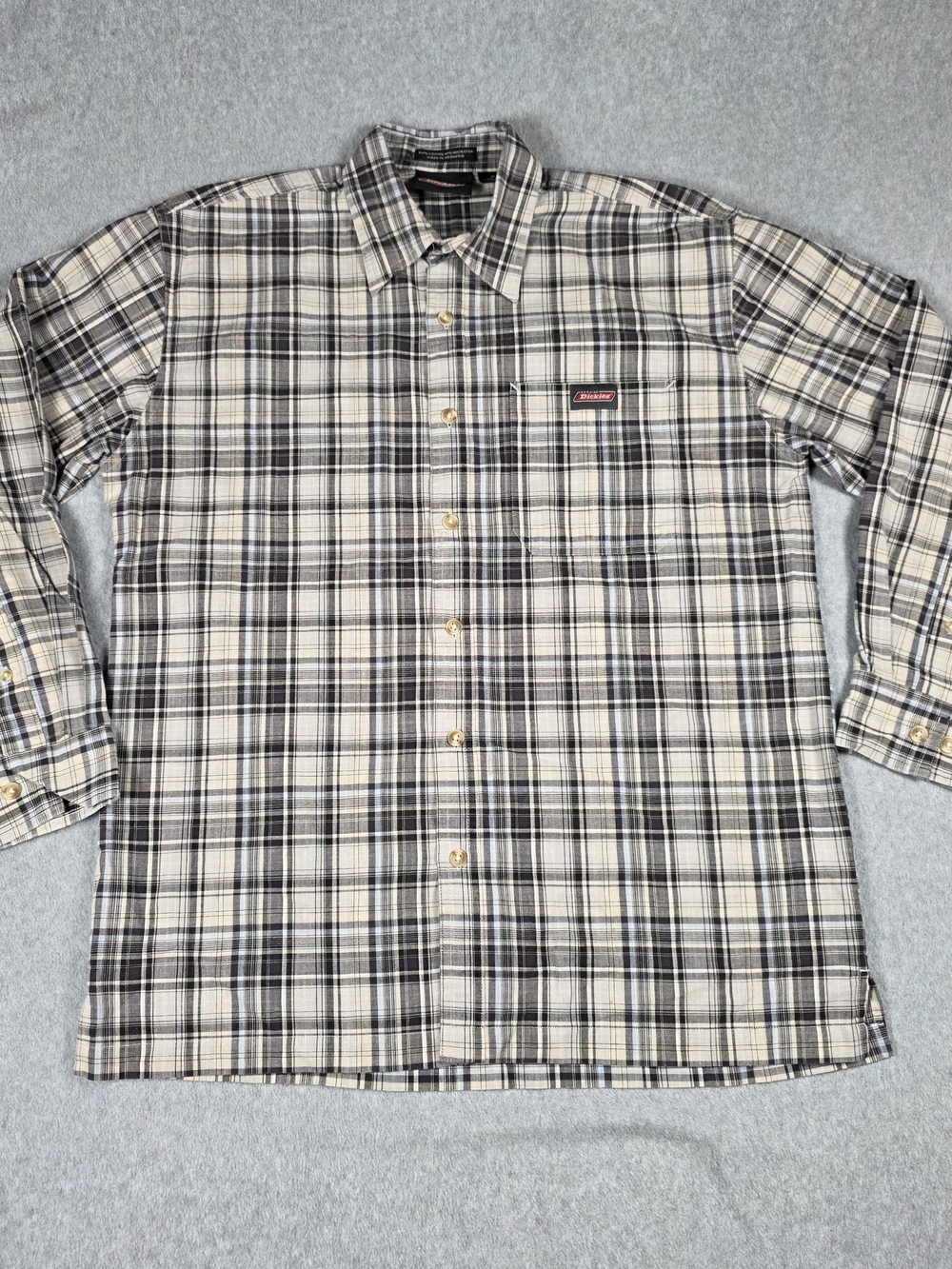 Classic Men's Plaid Button-Up Shirt - Black & Cream